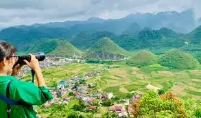 Khám Phá Hương Vị Ngất Ngây Từ Cháo Sườn Chợ Tân Định!